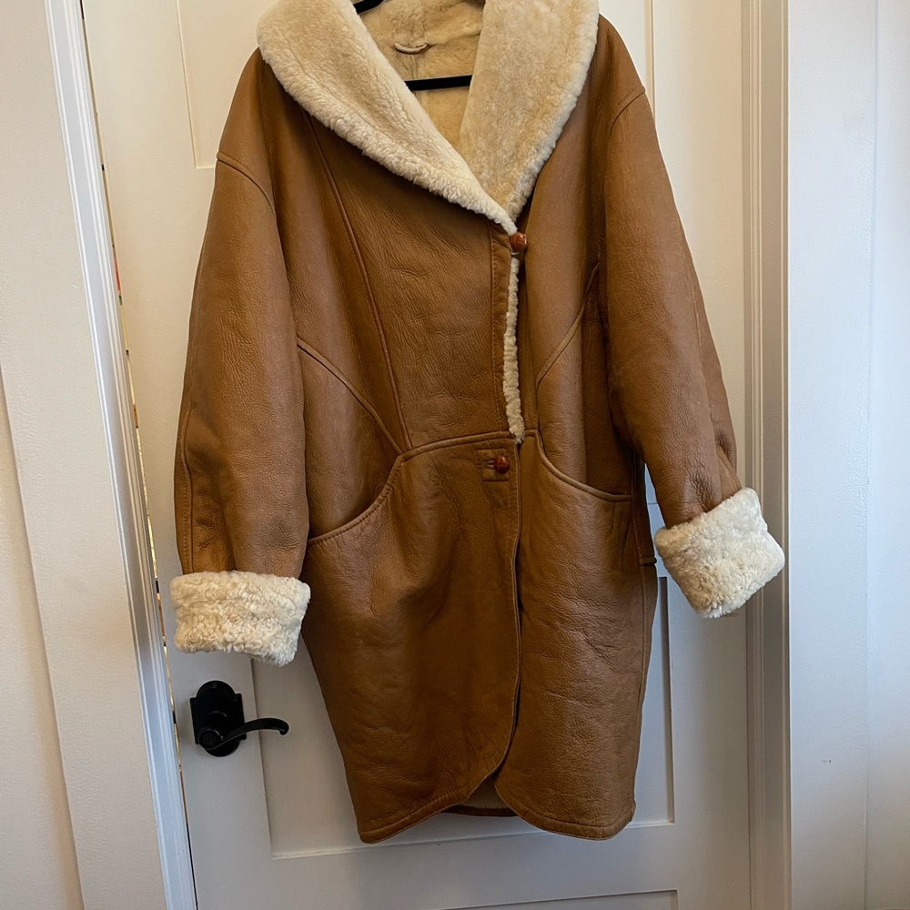 Vintage Andrew Marc Brown ShearlingTeddy Jacket with Cream Accents